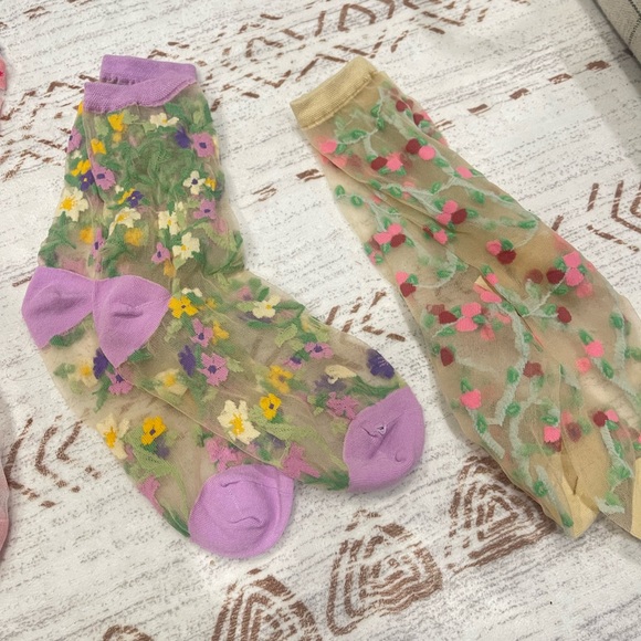 Sockcandy Colorful Floral Socks 3 pairs bundle - Picture 7 of 7